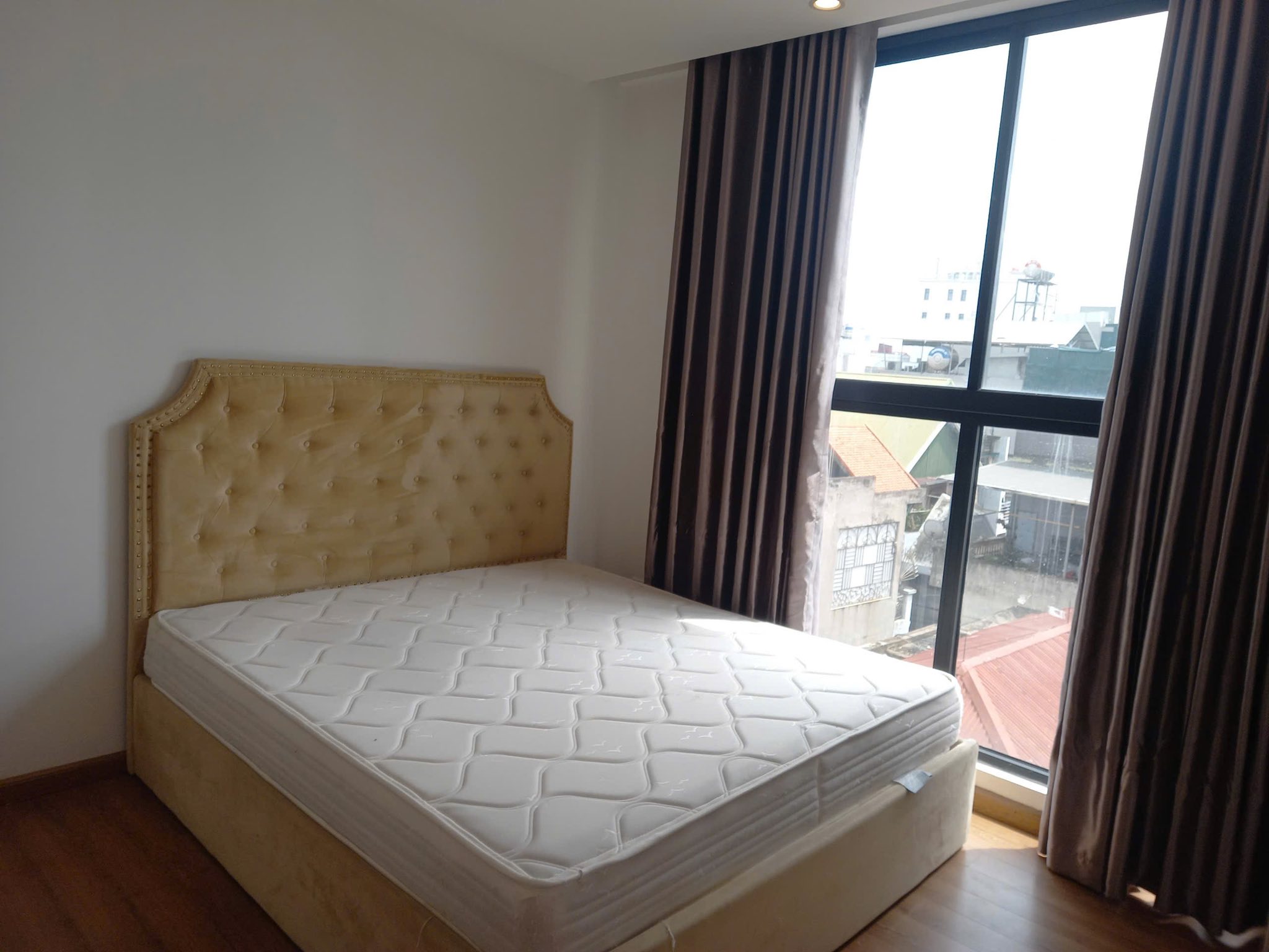Cho thuê căn hộ Center Point,110 Cầu Giấy, 80m2, 2 ngủ, Full đồ, 16.5 Triệu ở gđ, nhóm đi làm - Ảnh 4
